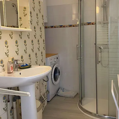 Coquet Climatise Avec Balcon Et Wi-fi Pres Du Parc A - Fr-1-553-242